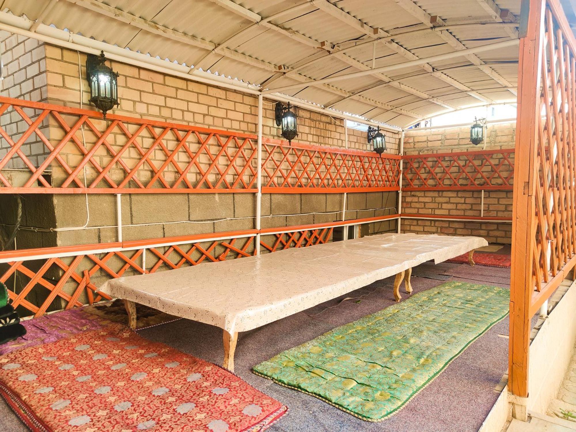 Адилет Hotel Cholponata Buitenkant foto