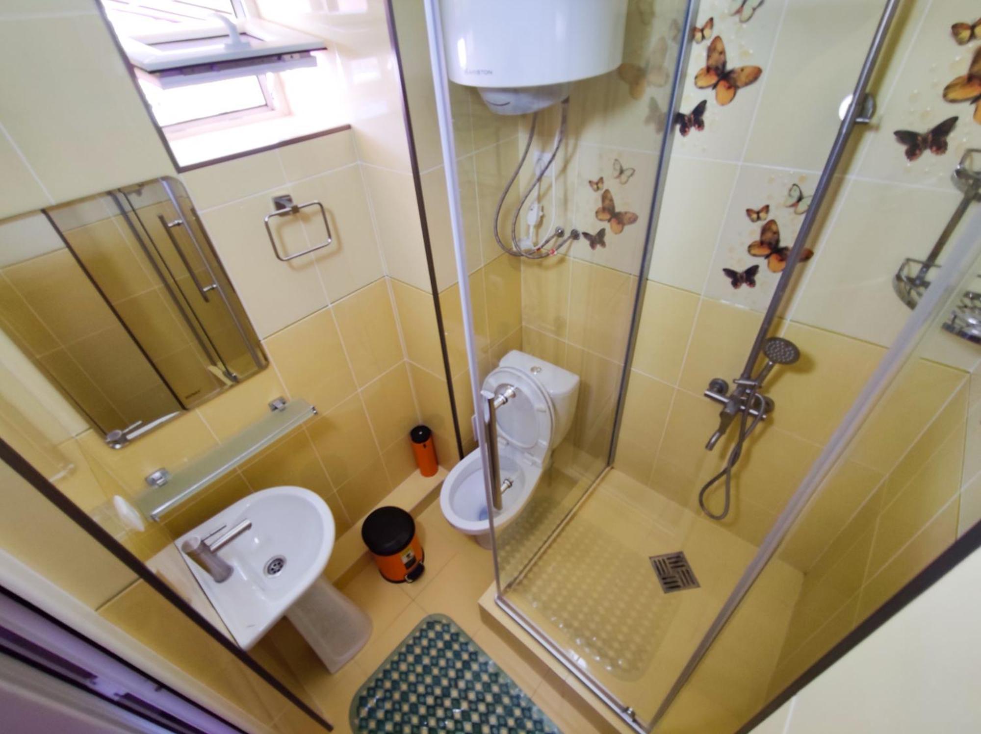 Адилет Hotel Cholponata Buitenkant foto