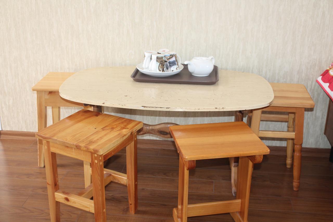 Адилет Hotel Cholponata Buitenkant foto